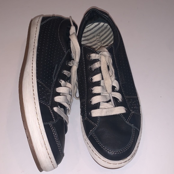 Taos Leather Sneakers 7.5 - Picture 2 of 12